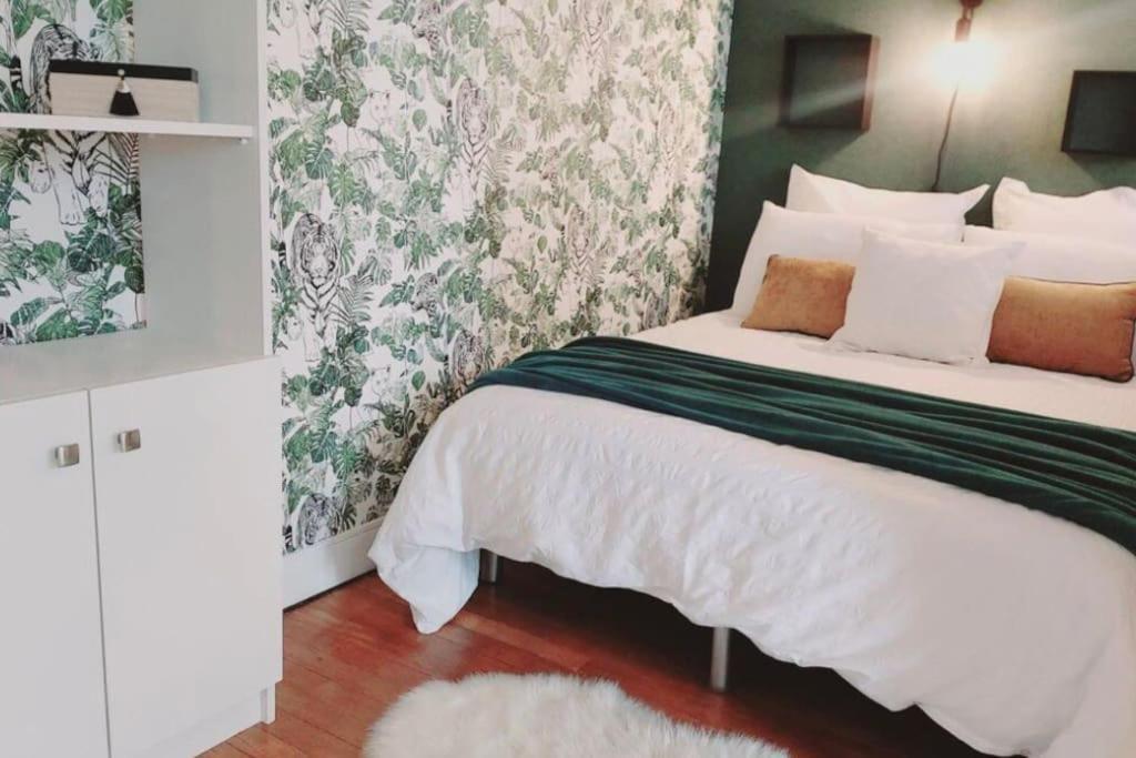T1 Cocooning A L'Hotel De Ville Charleville-Mézières Εξωτερικό φωτογραφία